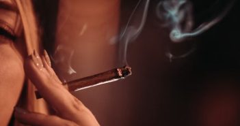 how to roll a dutch master blunt